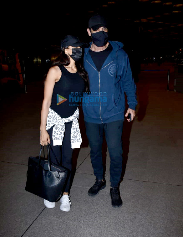 photos shah rukh khan deepika padukone john abraham leave for spain for the shoot of pathaan sohail khan snapped at the mumbai airport 5