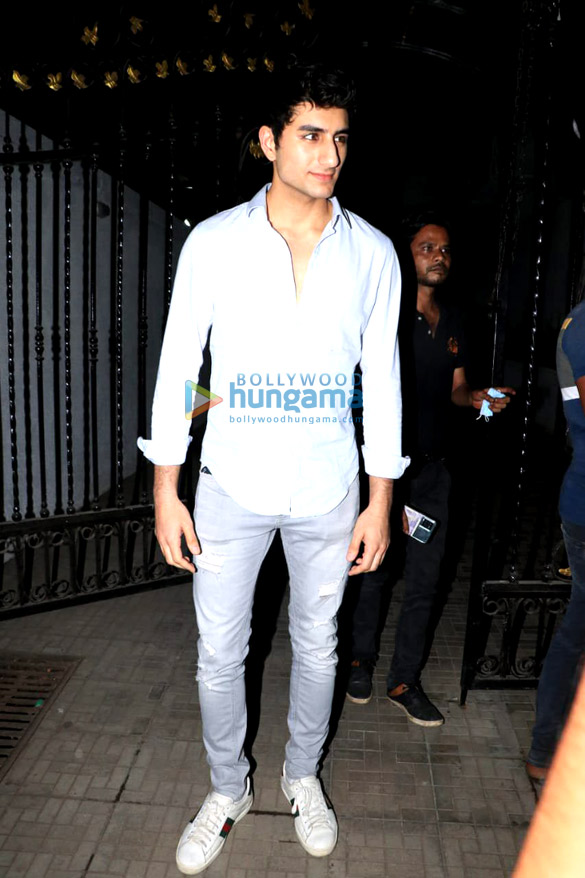 photos varun dhawan ananya panday ibrahim ali khan and rana dagubatti snapped at karan johars office in khar 1