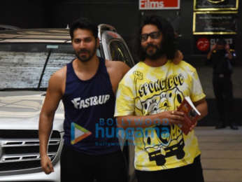 Photos: Varun Dhawan poses for the paparazzi as he hits a gym in Khar