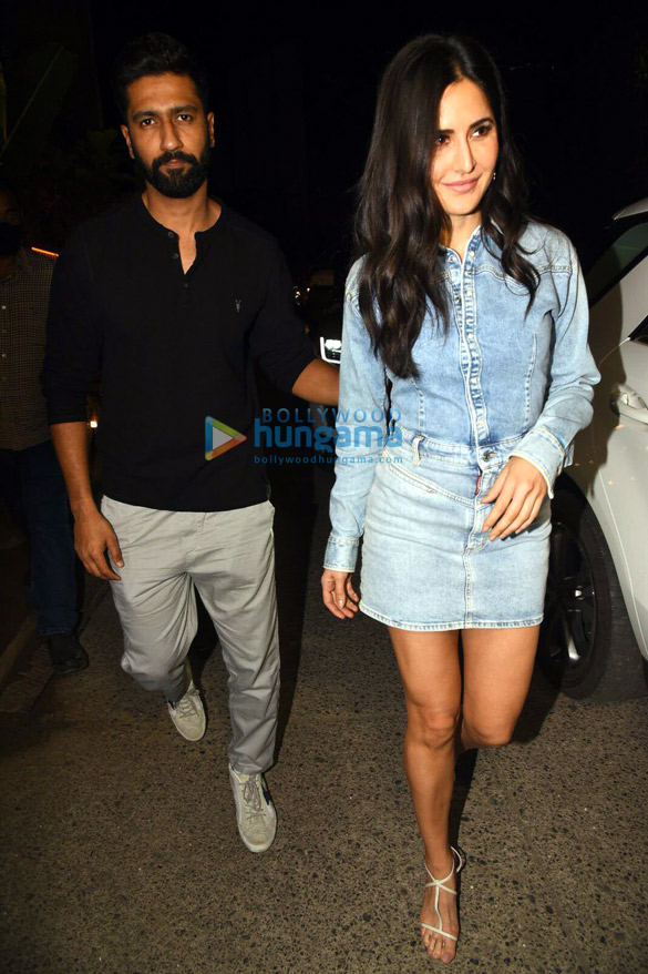 photos vicky kaushal joins wife katrina kaif and her mother for dinner at bastian in worli1 2