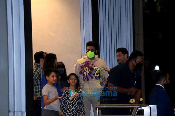 photos abhishek bachchan aishwarya rai bachchan and aaradhya bachchan snapped at yauatcha bkc 3