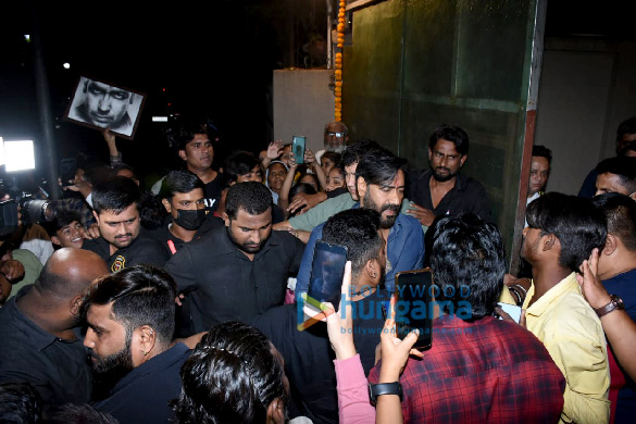 photos ajay devgn snapped at his residence celebrating his 53rd birthday 2