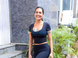 Photos: Esha Gupta snapped at a gym in Bandra
