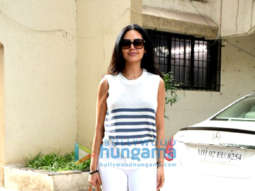 Photos: Esha Gupta snapped at a salon in Juhu