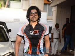 Photos: Gurmeet Choudhary spotted at Anand Pandit’s office