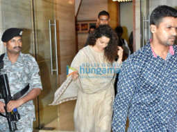 Photos: Kangana Ranaut snapped at a dubbing studio in Khar