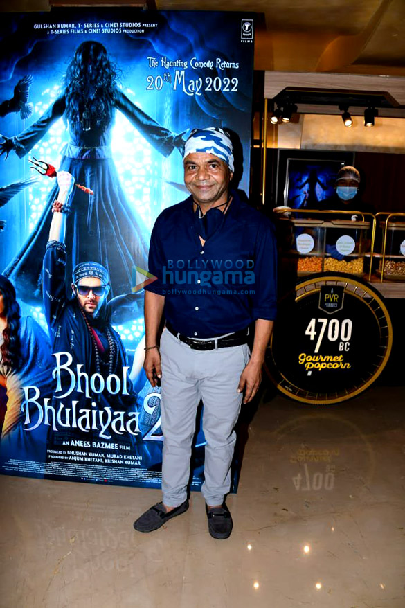 photos kartik aaryan kiara advani and others grace the trailer launch of bhool bhulaiyaa 2 9