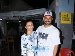 Photos: Kunal Kemmu and Soha Ali Khan snapped at Izumi restaurant in Bandra