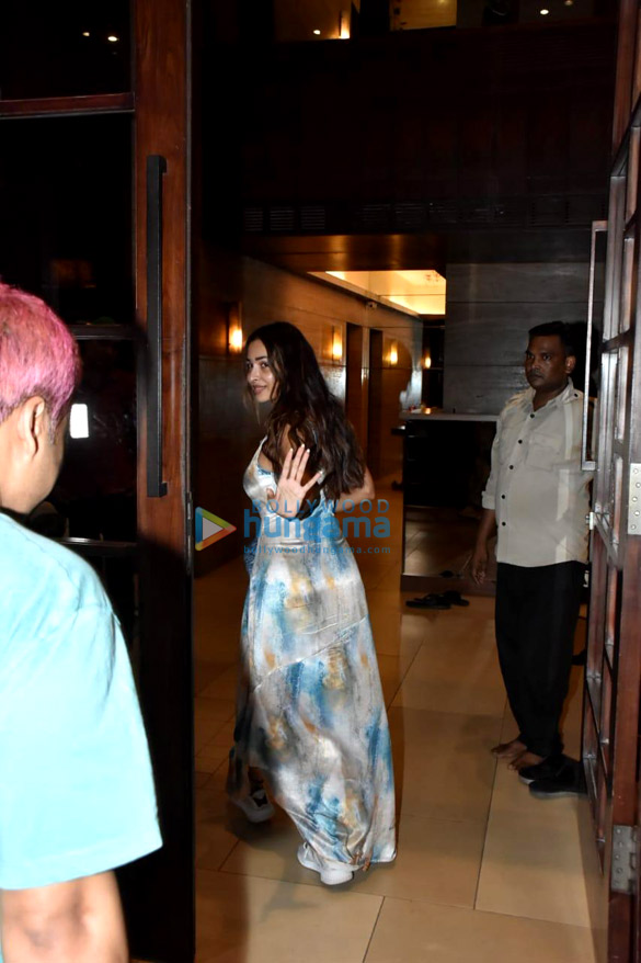 photos malaika arora snapped in bandra 4 13