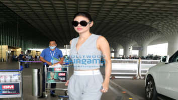 Photos: Mouni Roy, Disha Patani, Saiee Manjrekar and others snapped at the airport