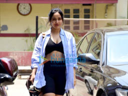 Photos: Neha Sharma waves at the paparazzi as she gets spotted after her gym workout