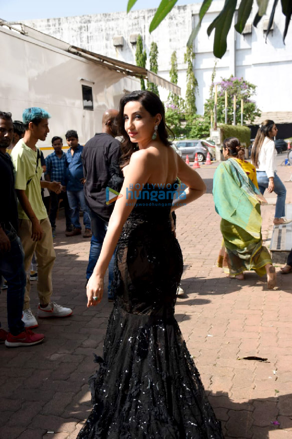 photos nora fatehi karan kundra and bharti singh snapped on the sets of dance deewane junior 4