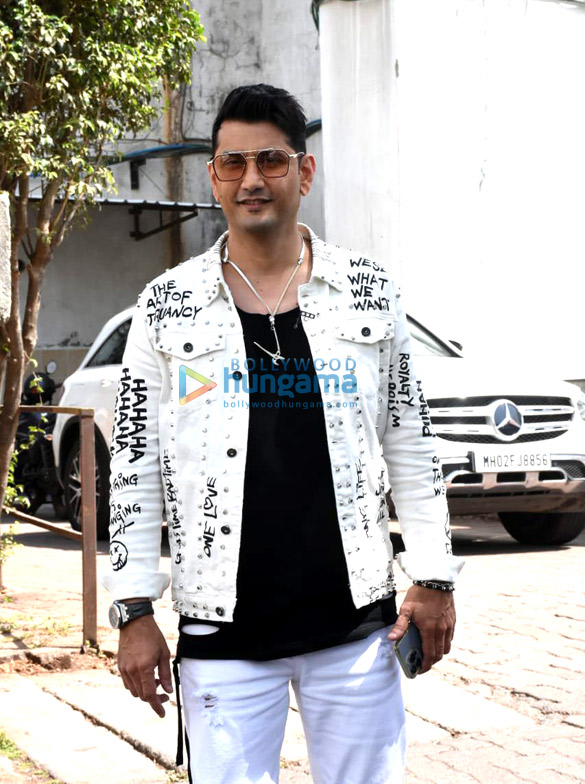 photos nora fatehi karan kundrra neetu singh and marzi pestonji snapped on sets of dance deewane junior 5
