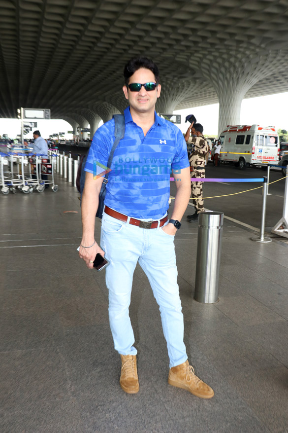 photos pranutan bahl palak tiwari hansika motwani and others snapped at the airport 5