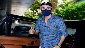 Photos: Ranbir Kapoor makes first appearance post his wedding with Alia Bhatt in Andheri