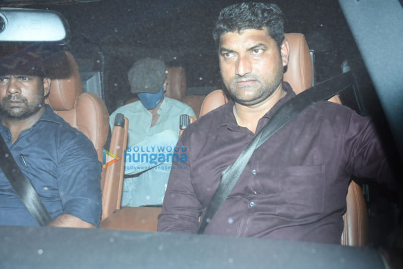 photos ranbir kapoor spotted in bandra 1 2