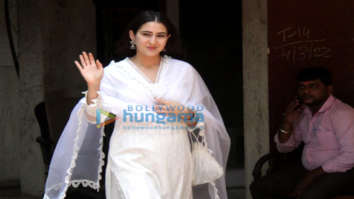 Photos: Sara Ali Khan, Tanishaa Mukerji and Kim Sharma snapped post their Pilates session