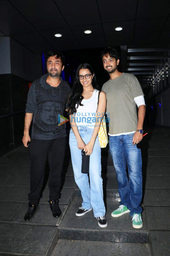 photos shraddha kapoor siddhanth kapoor and others snapped at game palacio in bandra 4