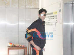 Photos: Sidharth Malhotra spotted in Santacruz