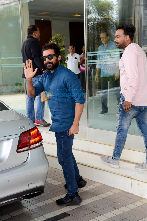 photos suriya spotted outside abundantia entertainments office in mumbai 5