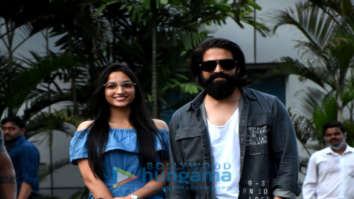 Photos: Yash and Srinidhi Shetty snapped at Kalina airport as they arrive to promote K.G.F – Chapter 2 in Mumbai