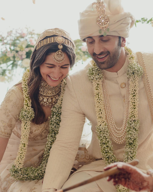 Ranbir Kapoor-Alia Bhatt Wedding: Newlyweds share first photos, seal it with a kiss - 'we got married'