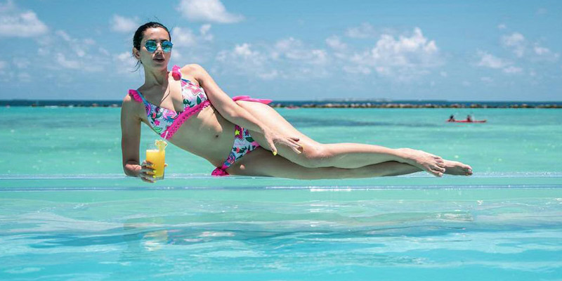 Sonnalli Seygall sets the temperature soaring in multi-coloured skimpy bikini in Maldives