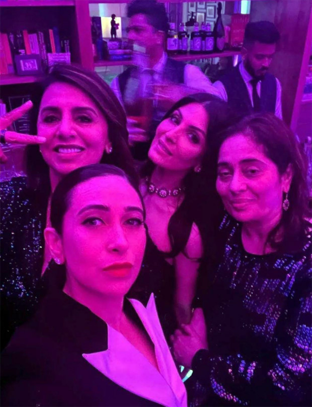 INSIDE PICS: Ranbir Kapoor and Alia Bhatt pose with Neetu Kapoor, Karisma, Riddhima at their wedding bash; see more photos 