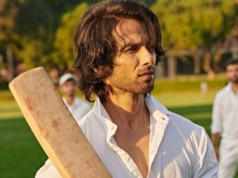 Shahid Kapoor and Mrunal Thakur starrer Jersey passed by CBFC with U/A certificate Shahid Kapoor and Mrunal Thakur starrer Jersey passed by CBFC with U/A certificate