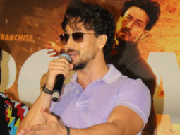 Fans go crazy as Tiger Shroff recreates the viral ‘Choti Bachi Ho kya’ dialogue from Heropanti; watch