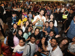 Bhool Bhulaiyaa 2: Kartik Aaryan dances with fans in Dubai