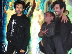 Kartik Aaryan picking up Rajpal Yadav at the Bhool Bhulaiyaa 2 success bash is what bro bonds are made of!