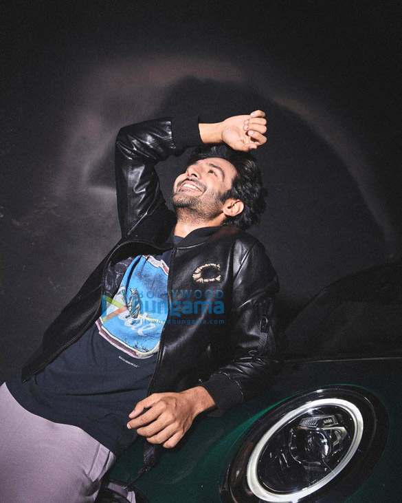 kartik aaryan 1 27