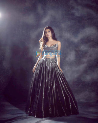 Celeb Photos Of Mouni Roy