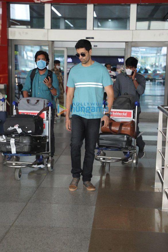 photos adivi sesh spotted at the delhi airport for the special preview of the trailer of major 3