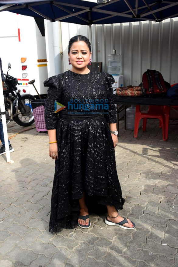 photos ananya panday bharti singh and pratik sehajpal spotted on the sets of the khatra khatra show 2
