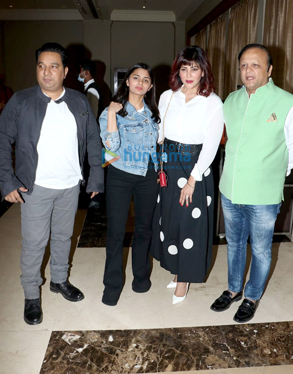 photos b praak ahmed khan and others snapped at the launch of the onlyoneearth campaign in juhu 1