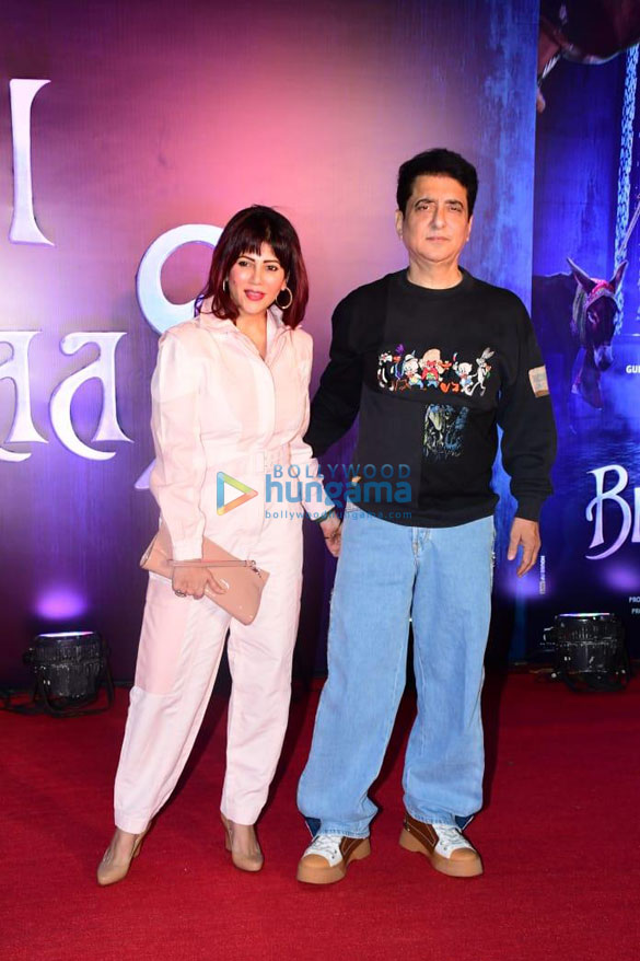 photos celebrities snapped attending the premiere of bhool bhulaiyaa 2 000000 1