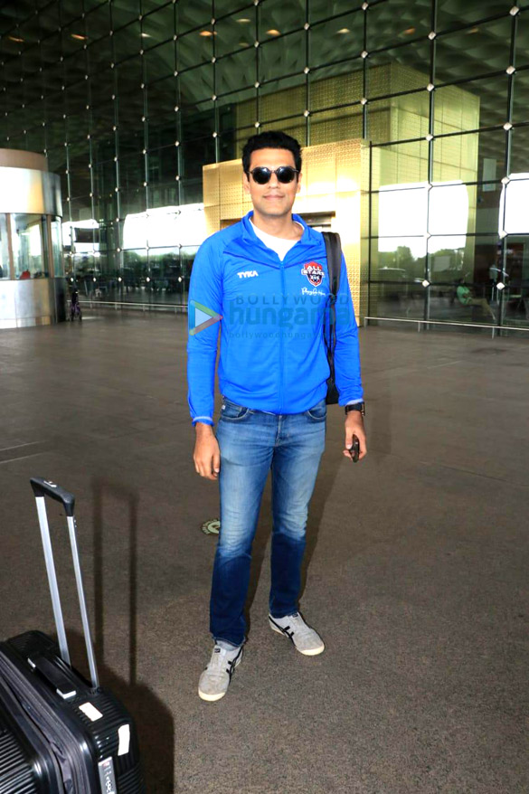 photos celebs depart for the all stars football match in dubai 4 2