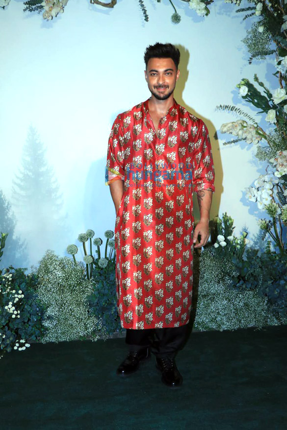 photos celebs grace the eid bash at arpita khan sharmas house3 19