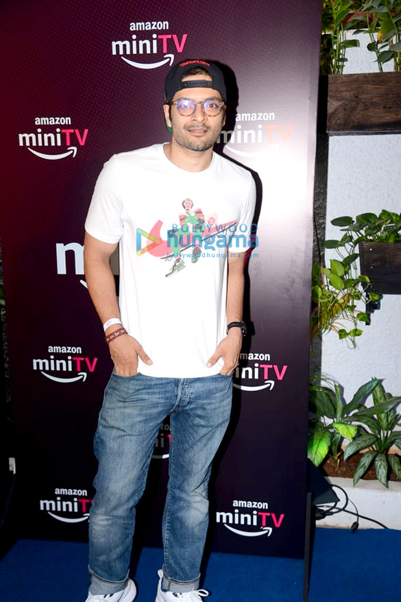 photos dia mirza nakuul mehta karan tacker among others snapped at the screening of gray tasalli se short film 5