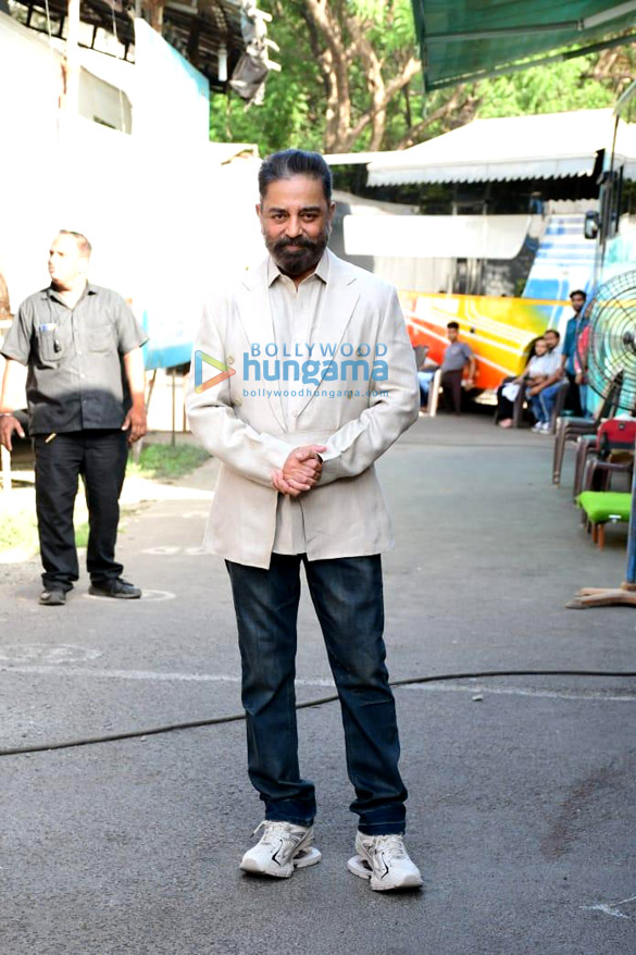 photos kamal haasan snapped for vikram promotions on the sets of the kapil sharma show 5