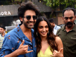Photos: Kartik Aaryan and Kiara Advani snapped at Juhu Chowpatty