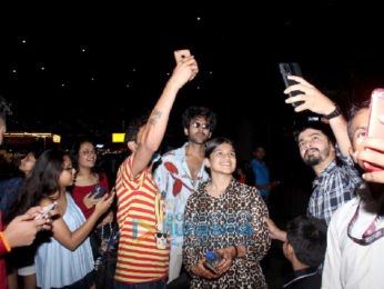 Photos: Kartik Aaryan clicks selfies with fans at the airport