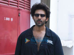 Photos: Kartik Aaryan snapped during the promotions of Bhool Bhulaiyaa 2