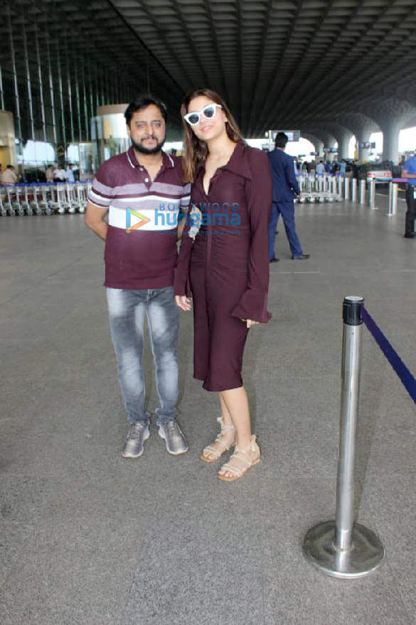 photos saiee manjrekar spotted at mumbai airport heading to hyderabad for the promotions of major 2