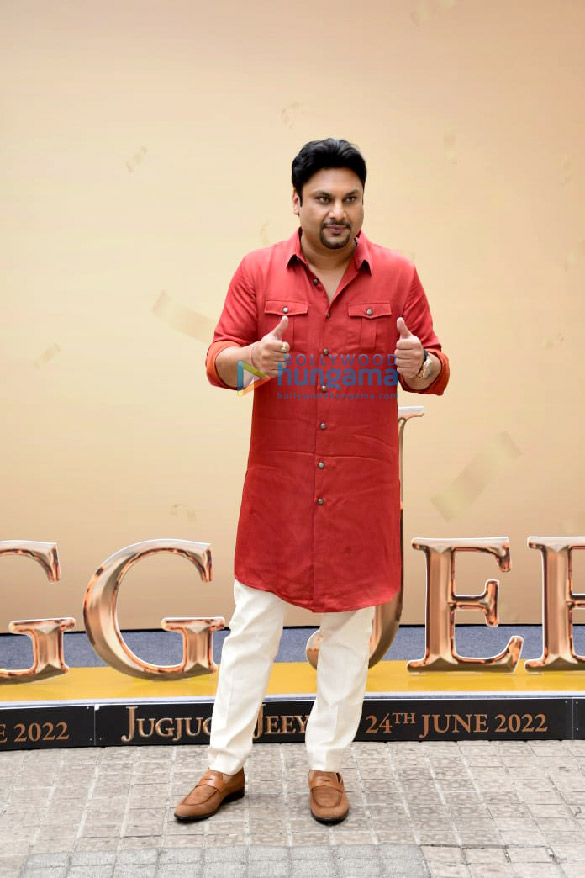 photos varun dhawan kiara advani anil kapoor and neetu kapoor arrive for the trailer launch of their film jugjugg jeeyo 6
