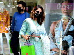 Photos: Yami Gautam Dhar and Aditya Dhar snapped in Juhu