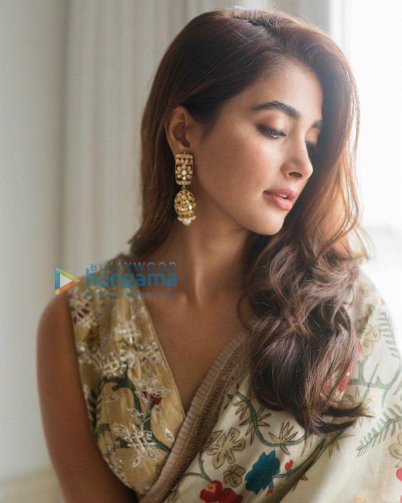pooja hegde 001 1 2