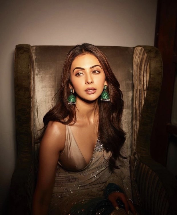 Rakul Preet slays in a Manish Malhotra’s beige shimmer saree